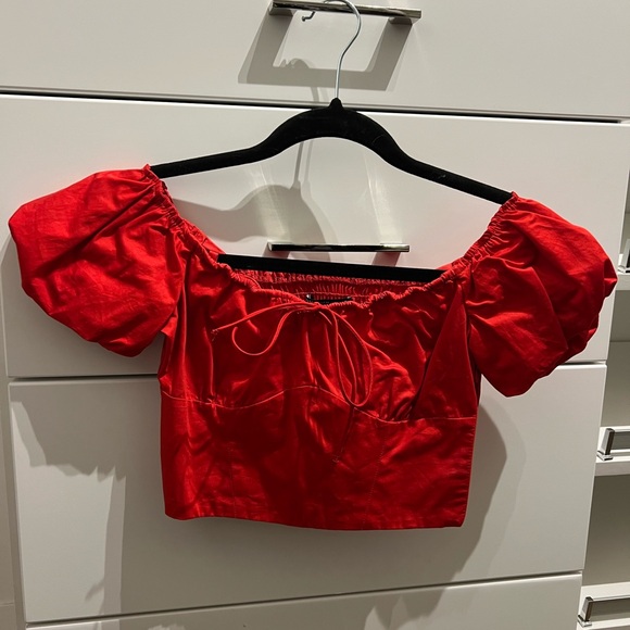 Red crop top from Zara - Picture 2 of 4